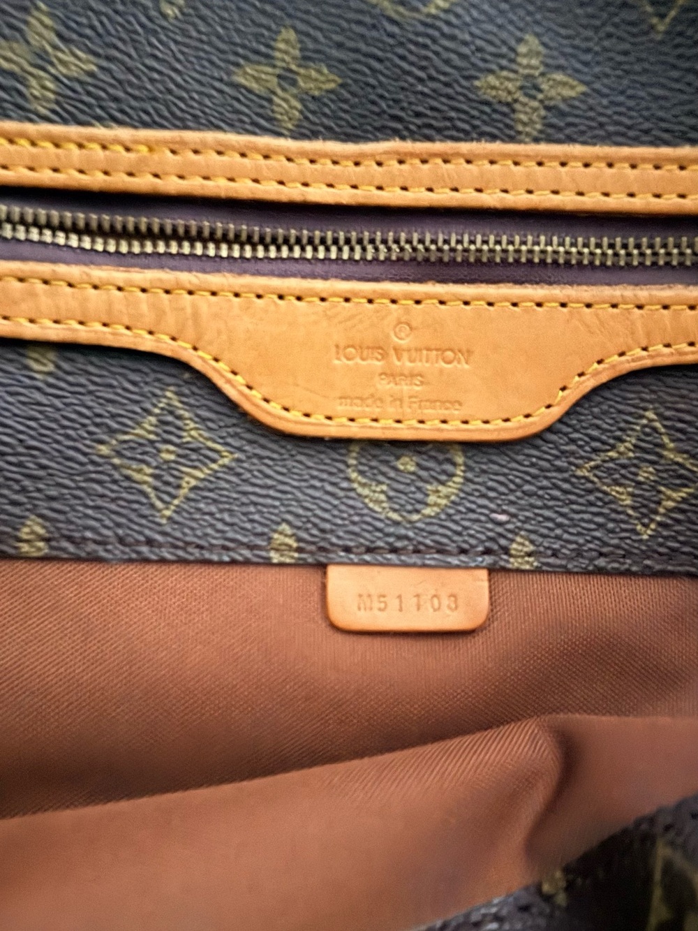 Vintage Leather Tote - Picture 6 of 6